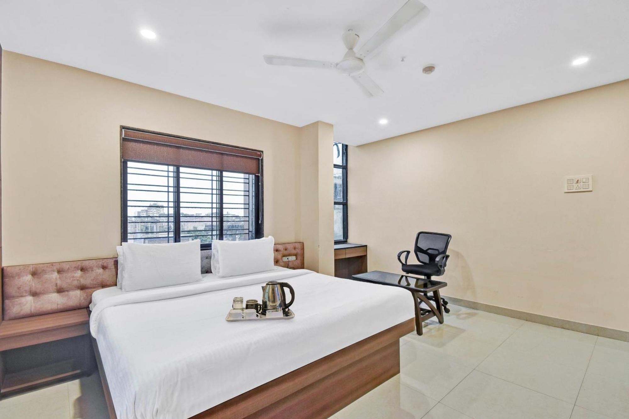 Oyo Townhouse Azure Sky Hotell Kolkata Eksteriør bilde