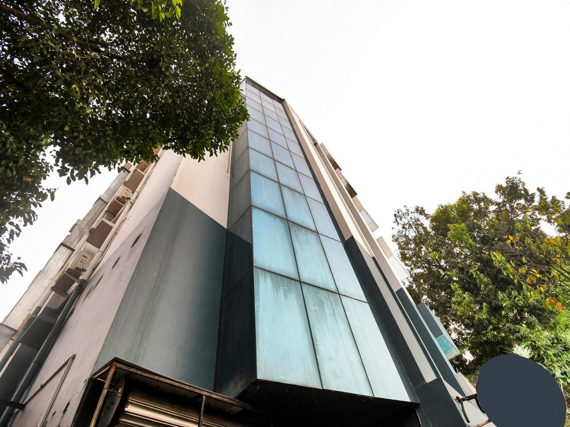 Oyo Townhouse Azure Sky Hotell Kolkata Eksteriør bilde